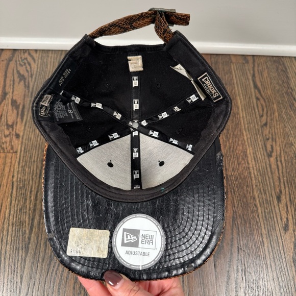 New Era Crooks & Castles Snakeskin Cap - Picture 3 of 7